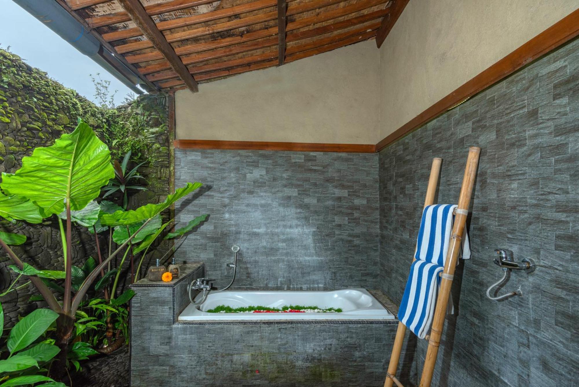 The Alus Cottage And Villa Ubud Exteriör bild